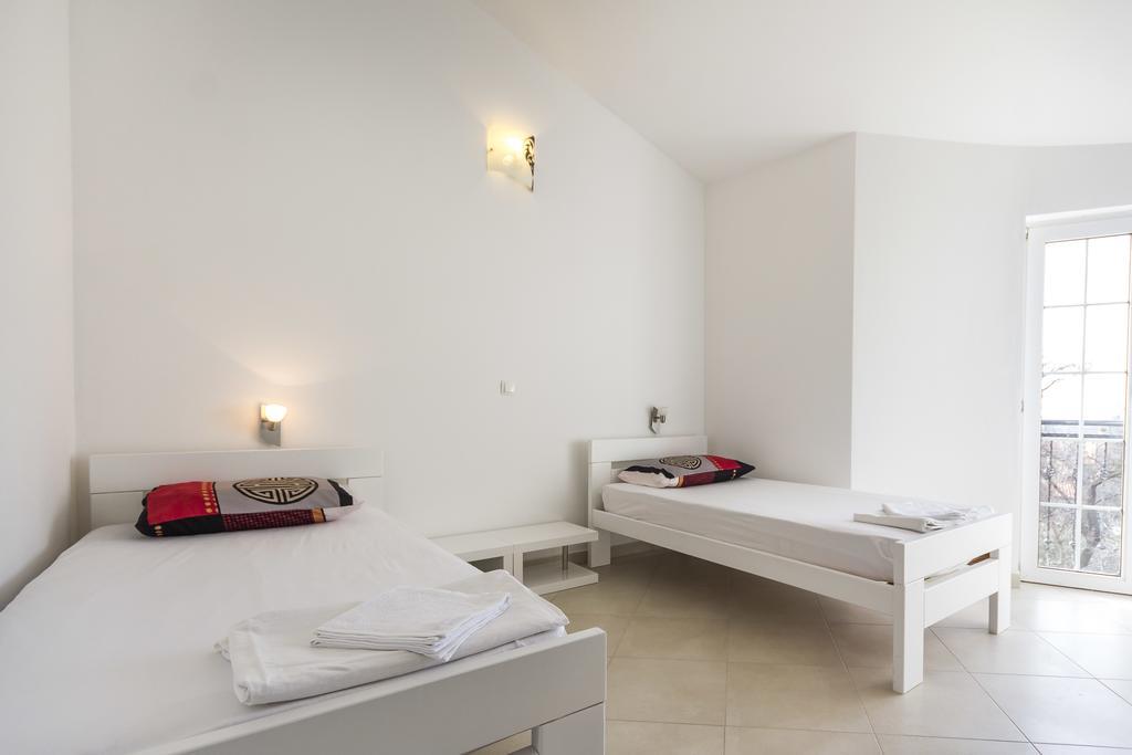 Apartments Gloria Ližnjan 外观 照片